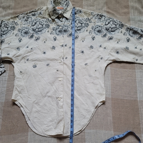 Vintage Floral Button Down - Picture 13 of 15